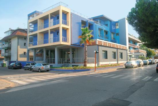 Hotel Leuco' Martinsicuro Kültér fotó