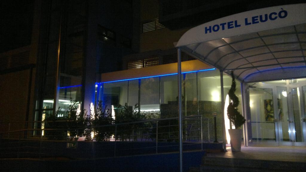 Hotel Leuco' Martinsicuro Kültér fotó