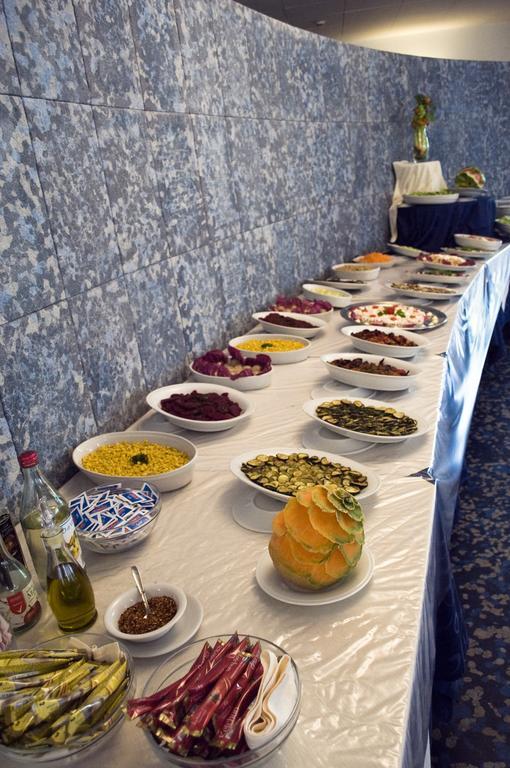 Hotel Leuco' Martinsicuro Kültér fotó